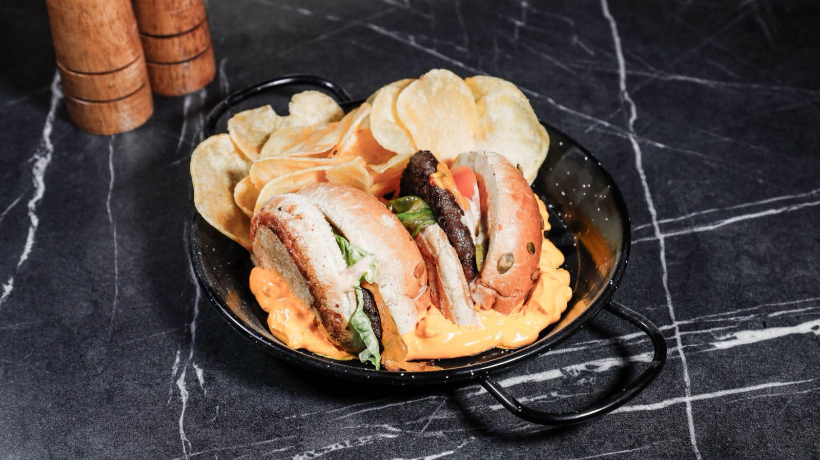 Infinity Lounge Burger