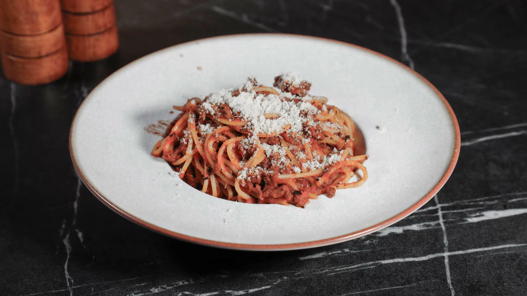 Infinity Lounge SPAGHETTI BOLOGNESE