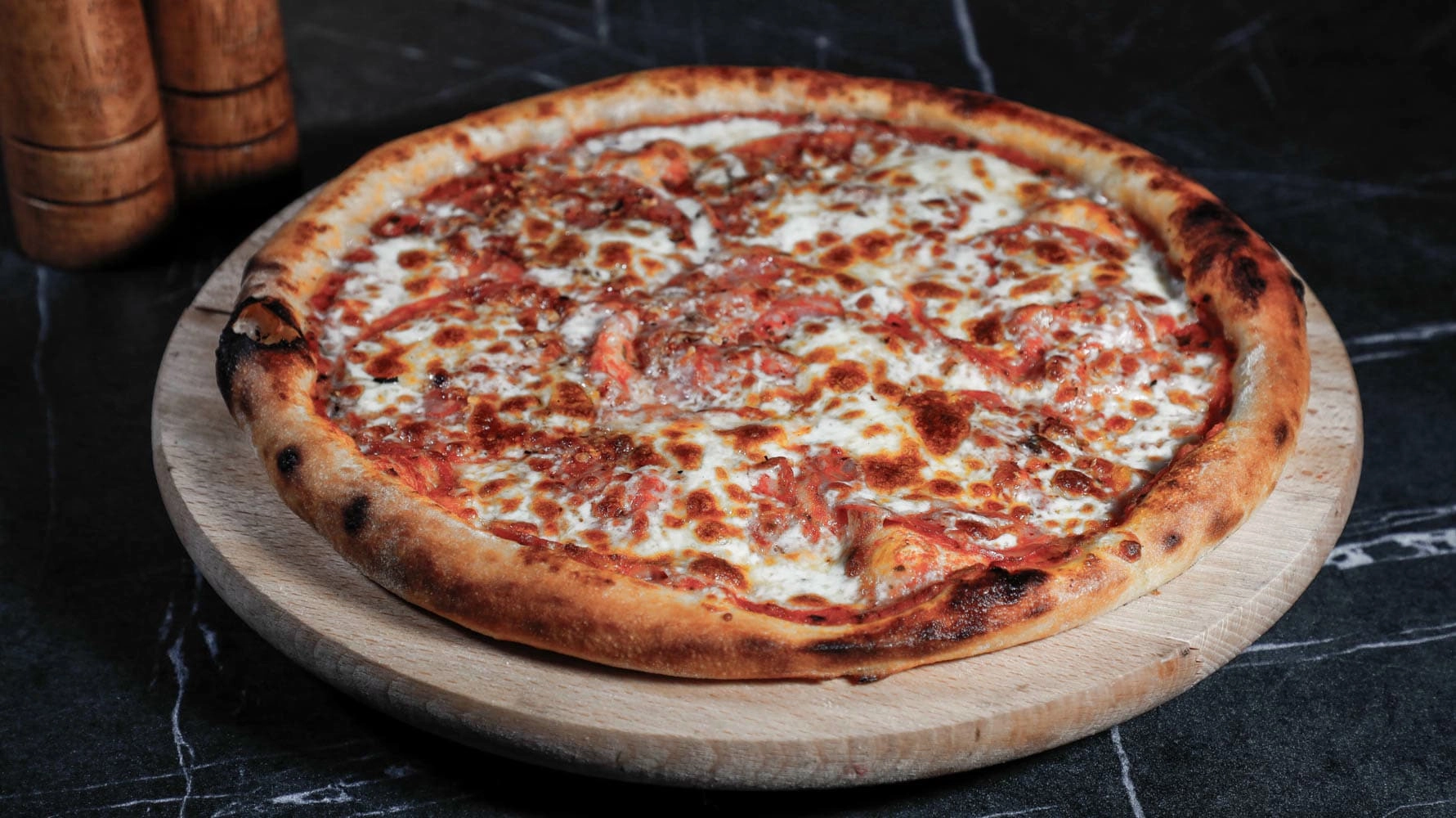 Infinity Lounge PIZZA DIAVOLA