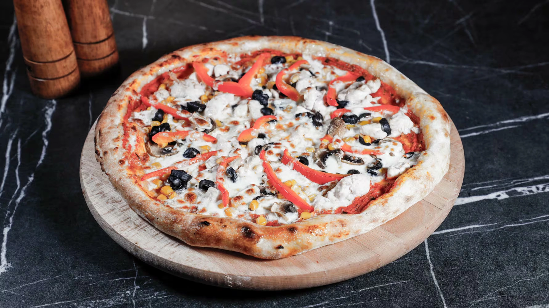 Infinity Lounge PIZZA E POLLO
