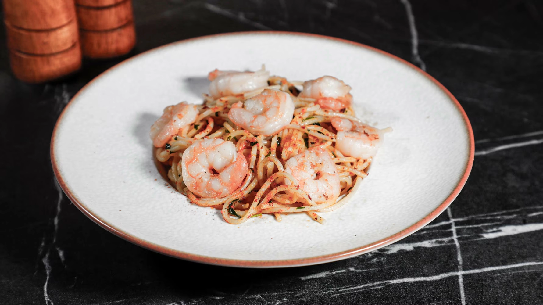 Infinity Lounge SPAGHETTI AOP CU CREVETI